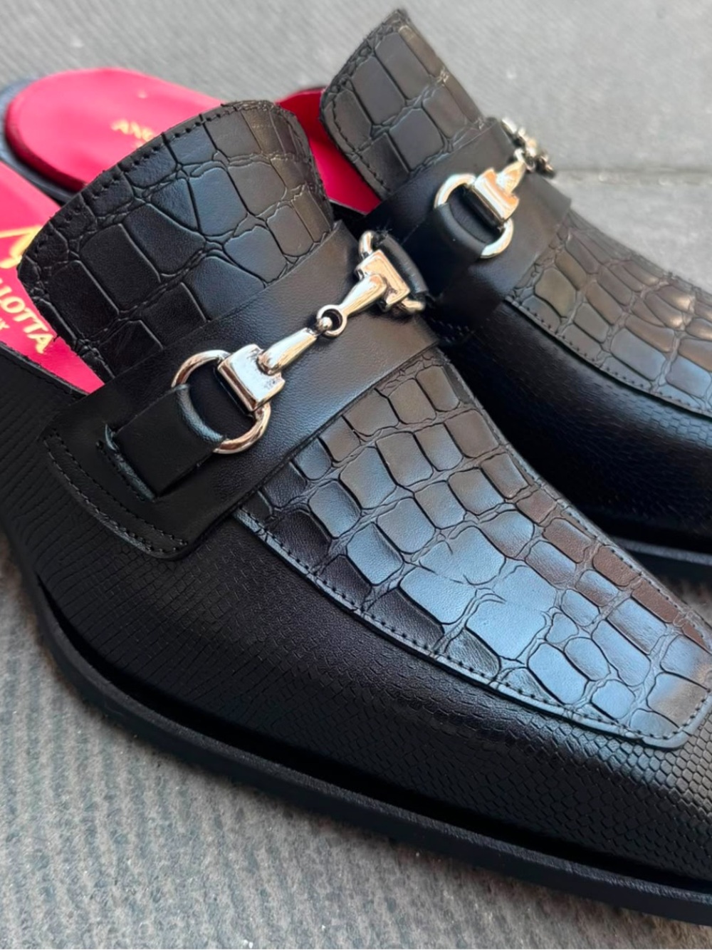 Men's Black Croc-Embossed Leather mule slip On Loafers - Picture 3 of 4